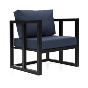 Poltrona Dublin. Peça elaborada em alumínio com tratamento próprio para área externa.